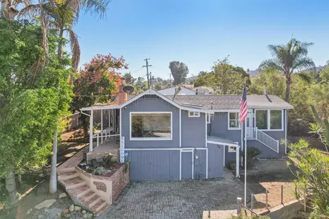 8800 Gardena Rd, Lakeside, CA 92040
