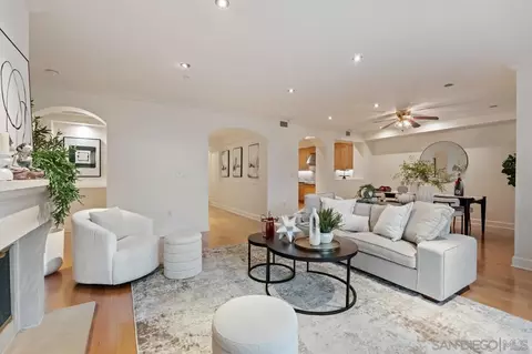 Living - 1040 Genter St #103, La Jolla, CA 92037 photo 8 of 10