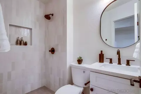Bath - 9612 Summit Cir, La Mesa, CA 91941 photo 7 of 7