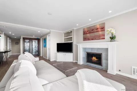 Living - 515 S Sierra Ave #119, Solana Beach, CA 92075 photo 4 of 4