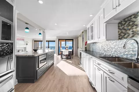 Kitchen - 515 S Sierra Ave #119, Solana Beach, CA 92075 photo 4 of 4