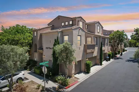 31167 Strawberry Tree Ln, Temecula, CA 92592