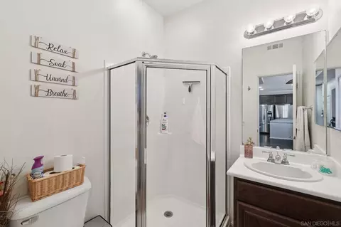 31167 Strawberry Tree Ln, Temecula, CA 92592 photo 16