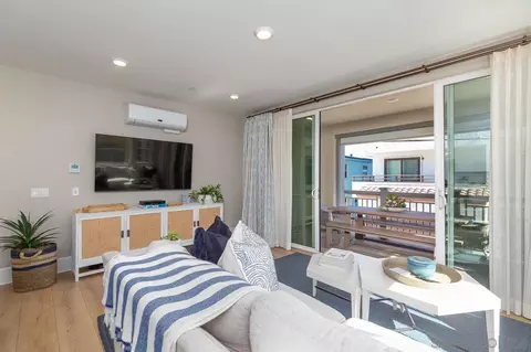 827 Jersey Ct, San Diego, CA 92109