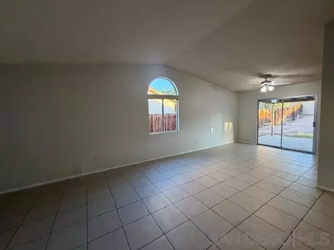 Living - 171 Southwind Dr, El Centro, CA 92243 photo 5 of 5