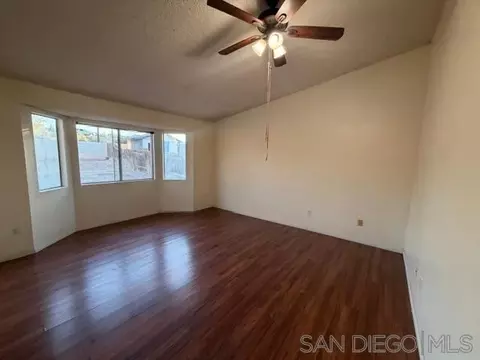 Living - 171 Southwind Dr, El Centro, CA 92243 photo 3 of 5