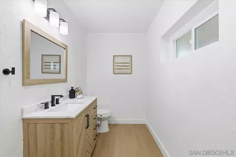 Bath - 911 Jamacha Rd, El Cajon, CA 92019 photo 1 of 3