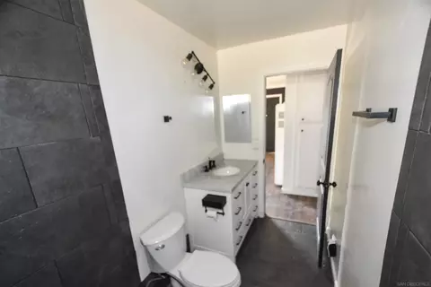 Bath - 842 11th St, Ramona, CA 92065 photo 2 of 2