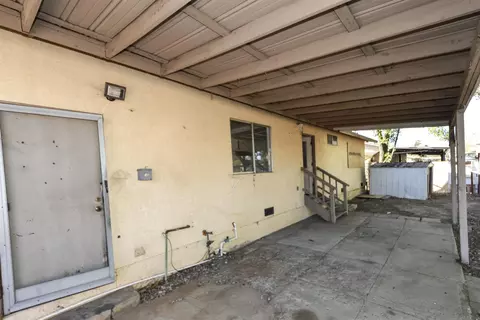 Exterior - 842 11th St, Ramona, CA 92065 photo 4 of 5