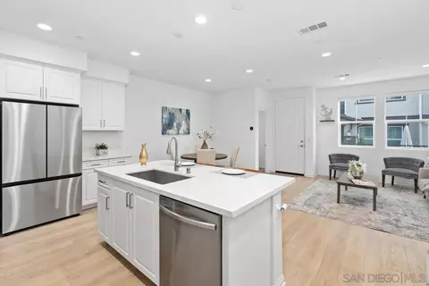 Kitchen - 10149 Graphite St, Spring Valley, CA 91977 photo 4 of 4