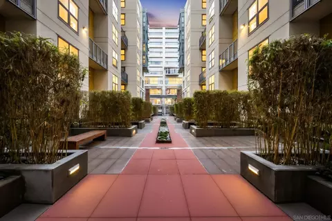 1150 J St #606, San Diego, CA 92101
