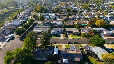 View/Area - 12918 Seiler St, Poway, CA 92064 photo 3 of 4