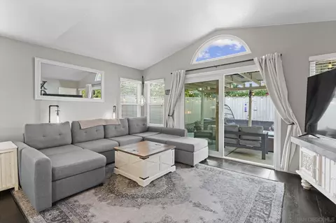 1846 Corte Pulsera, Oceanside, CA 92056 photo 9
