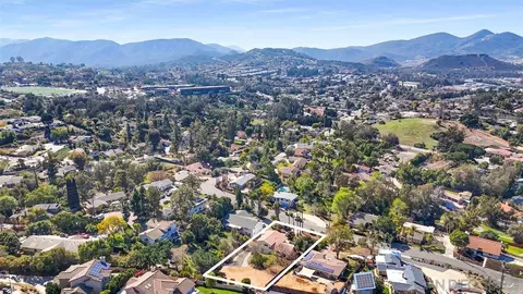 View/Area - 1756 Alhudson Dr, Escondido, CA 92029 photo 3 of 3