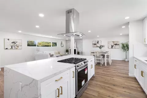 Kitchen - 1756 Alhudson Dr, Escondido, CA 92029 photo 7 of 9
