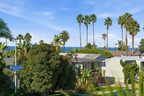 6455 La Jolla Blvd #206, La Jolla, CA 92037