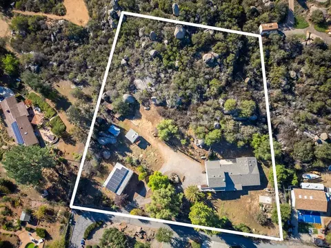 View/Area - 18435 Chablis Rd, Ramona, CA 92065 photo 2 of 8