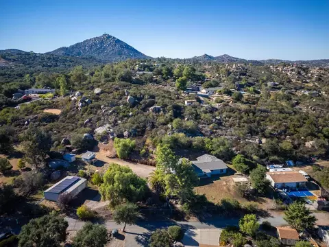 View/Area - 18435 Chablis Rd, Ramona, CA 92065 photo 6 of 8