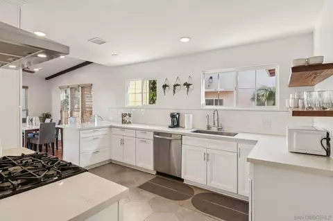 4851 Narragansett Ave, San Diego, CA 92107