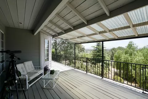 Exterior - 995 Laky Ln, Ramona, CA 92065 photo 11 of 14