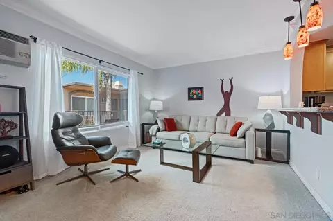 4230 48th St #9, San Diego, CA 92115