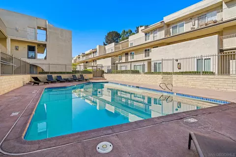 Exterior - 13754 Mango Dr #316, Del Mar, CA 92014 photo 5 of 8