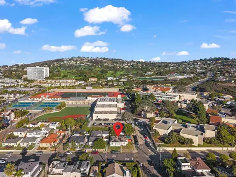 View/Area - 7005 Draper Ave, La Jolla, CA 92037 photo 3 of 6