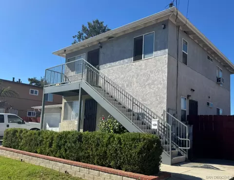 6140-6142 Horton Dr, La Mesa, CA 91942