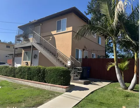 6130-6132 Horton Dr, La Mesa, CA 91942