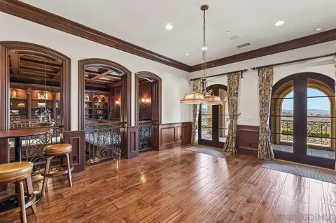 Dining - 14170 Bryce Pt, Poway, CA 92064 photo 4 of 5
