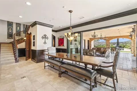 Dining - 14170 Bryce Pt, Poway, CA 92064 photo 3 of 5