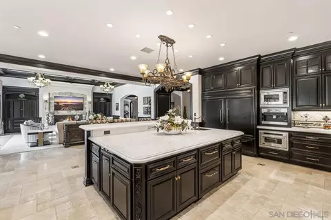 Kitchen - 14170 Bryce Pt, Poway, CA 92064 photo 3 of 6
