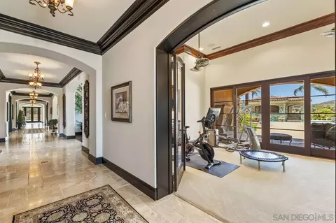 Entry Way - 14170 Bryce Pt, Poway, CA 92064 photo 4 of 8