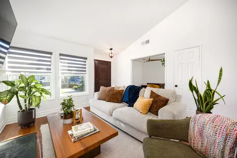 Living - 5358 Raspberry Way, Oceanside, CA 92057 photo 3 of 3