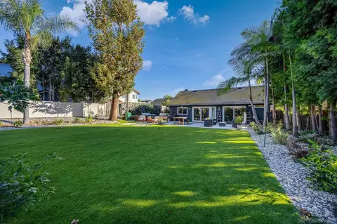 Exterior - 5358 Raspberry Way, Oceanside, CA 92057 photo 7 of 11