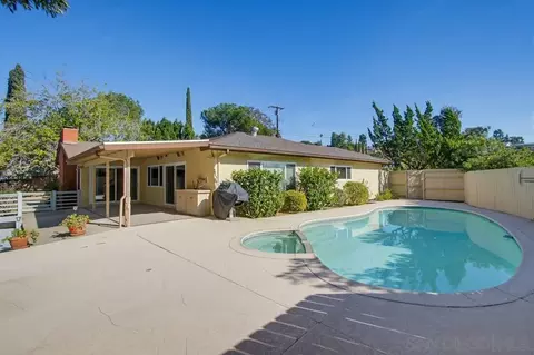 Exterior - 4824 Edgeview Dr, El Cajon, CA 92020 photo 10 of 18