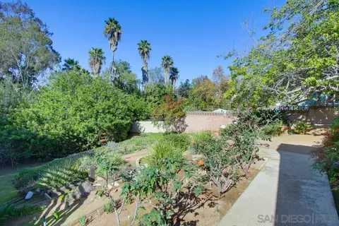 Exterior - 4824 Edgeview Dr, El Cajon, CA 92020 photo 4 of 18