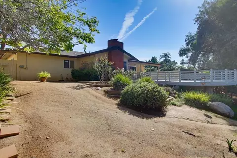 Exterior - 4824 Edgeview Dr, El Cajon, CA 92020 photo 17 of 18