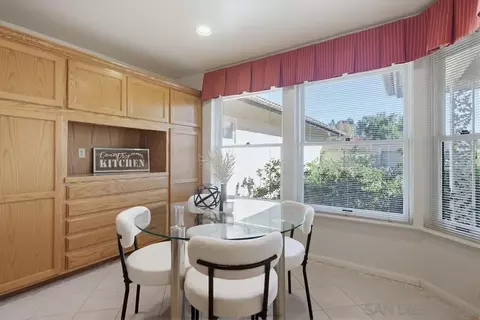 Kitchen - 4824 Edgeview Dr, El Cajon, CA 92020 photo 4 of 5