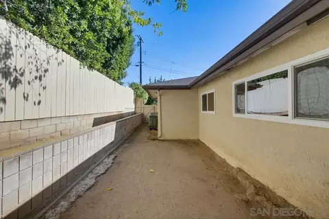 Exterior - 4824 Edgeview Dr, El Cajon, CA 92020 photo 14 of 18