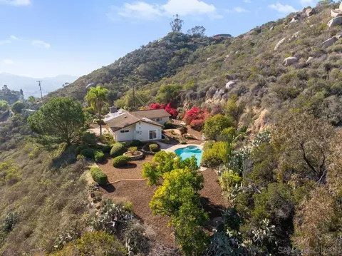 Exterior - 2169 Rockhoff Rd, Escondido, CA 92026 photo 3 of 7