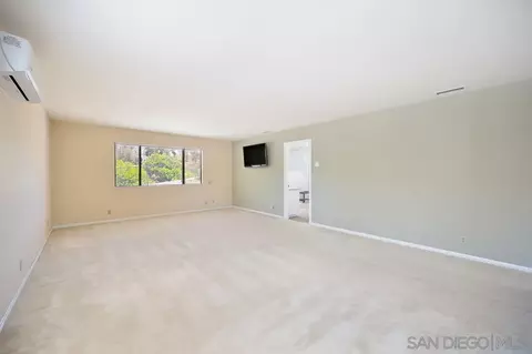 Bedroom - 25221 Hereford Dr, Ramona, CA 92065 photo 1 of 6