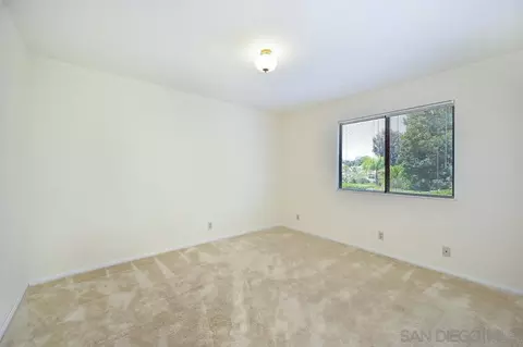 Bedroom - 25221 Hereford Dr, Ramona, CA 92065 photo 3 of 6