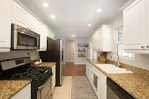 Kitchen - 8823 Kelburn Ave, Spring Valley, CA 91977 photo 1 of 5