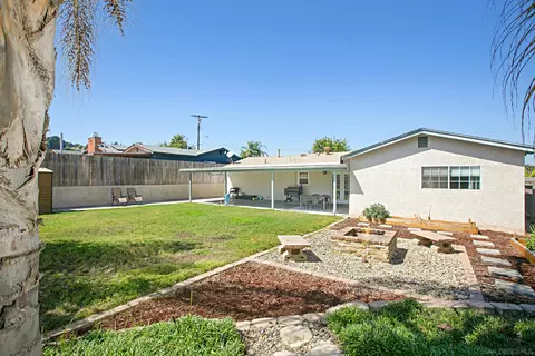 Exterior - 8823 Kelburn Ave, Spring Valley, CA 91977 photo 7 of 8