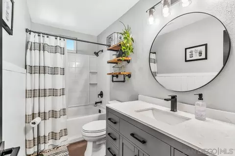 Bath - 13551 Brett Harte, Lakeside, CA 92040 photo 1 of 2
