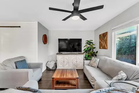 Living - 13551 Brett Harte, Lakeside, CA 92040 photo 2 of 4