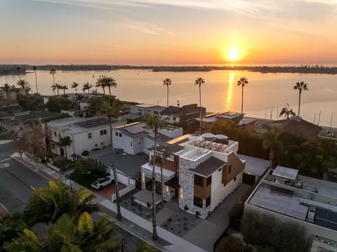 3616 Buena Vista St, San Diego, CA 92109