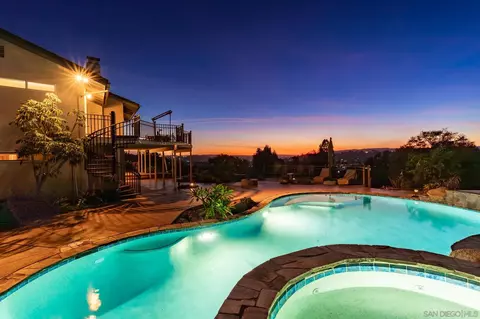 Exterior - 14036 Tierra Bonita Rd, Poway, CA 92064 photo 14 of 19