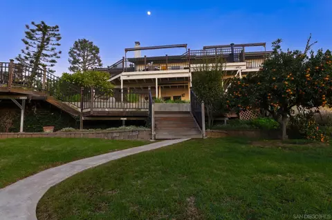 Exterior - 14036 Tierra Bonita Rd, Poway, CA 92064 photo 12 of 19